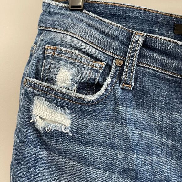 Joe's Jeans Slim Crop Distressed Raw Hem Mid-Rise | SZ 27 - Picture 9 of 16